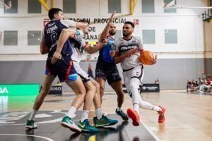 Partido dominado por Coruña