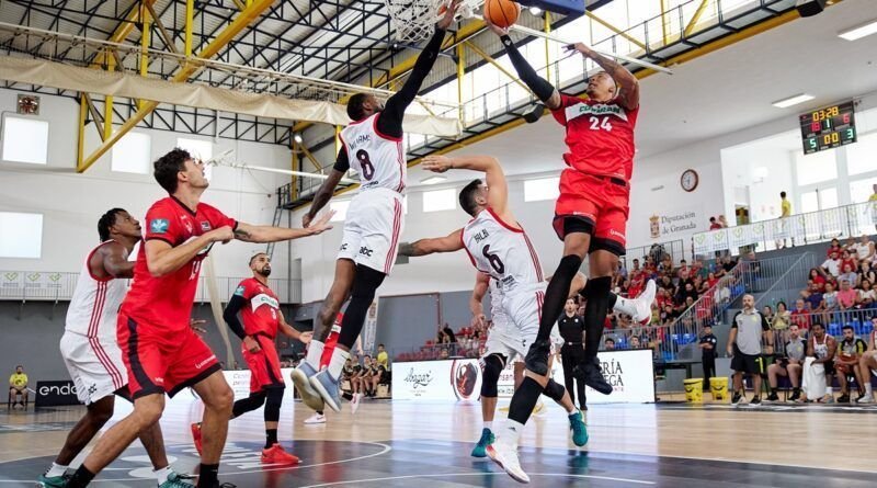 Coviran Granada alza trofeo