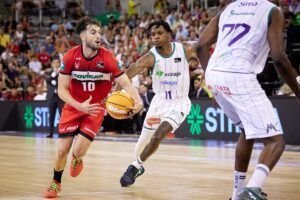 Un errático Coviran Granada