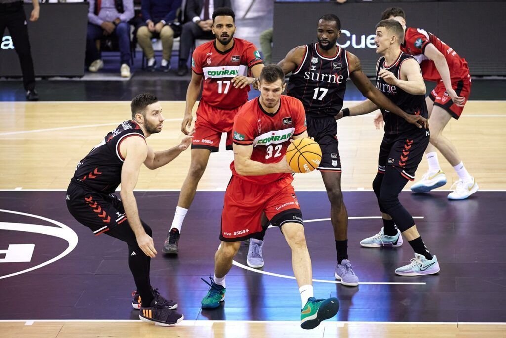 Un terrorífico Coviran Granada