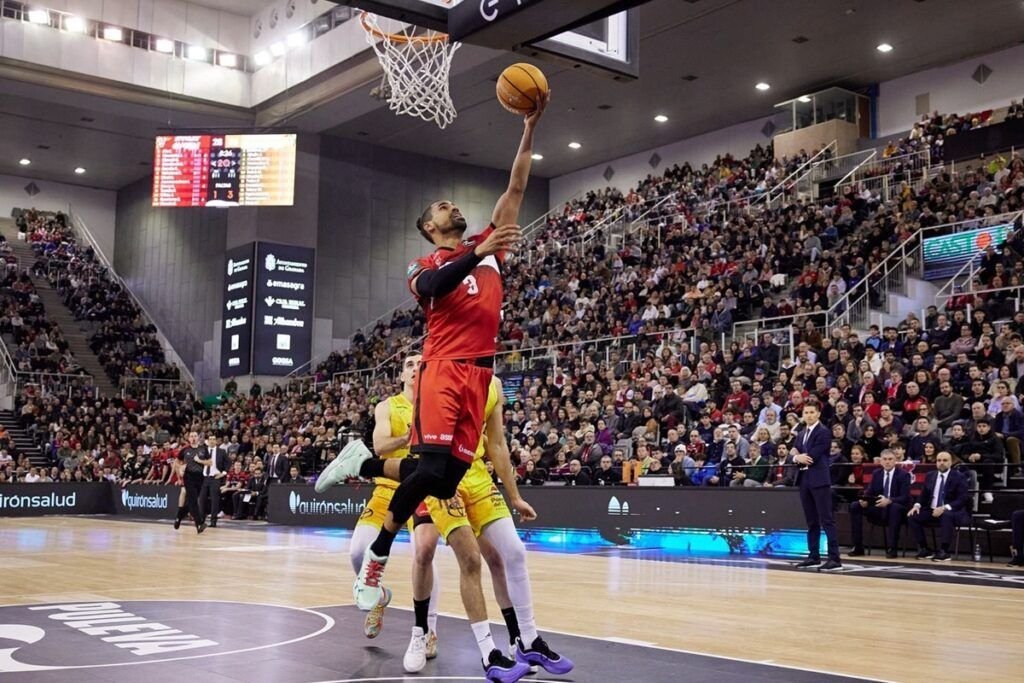 Coviran Granada sufre la mágica