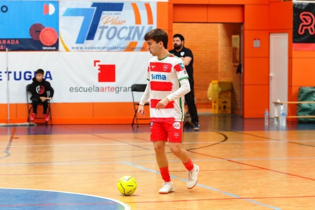 Un eléctrico partido