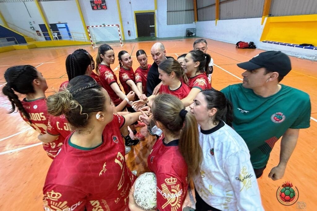 La liga regular cerrada brillantemente