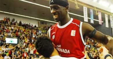 Pops Mensah Bonsu héroe