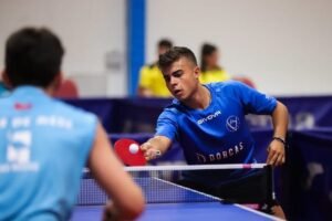 El palista David Puertas renueva