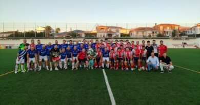Otura recuerda a su vecino