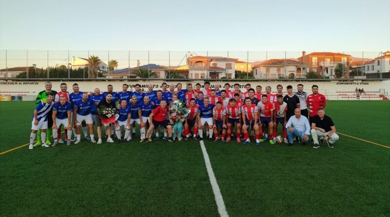 Otura recuerda a su vecino