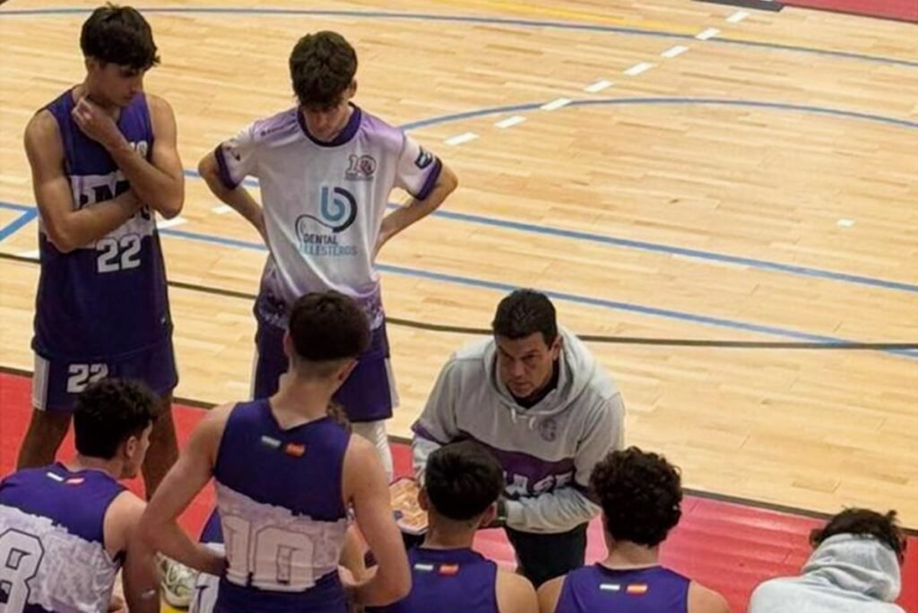 Paco Mena