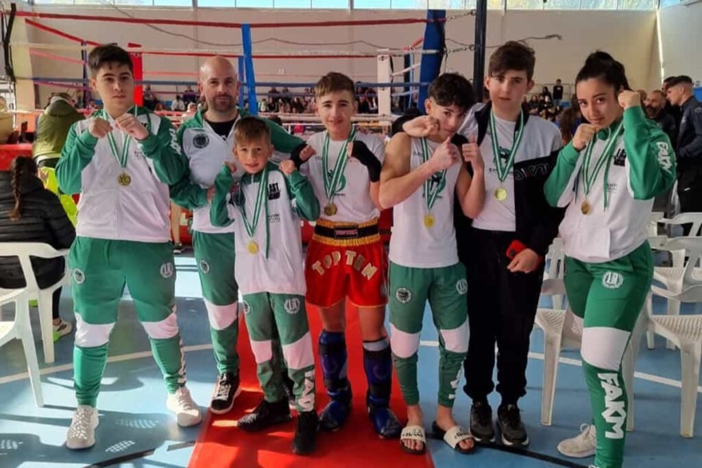 La Escuela Municipal de Kick Boxing