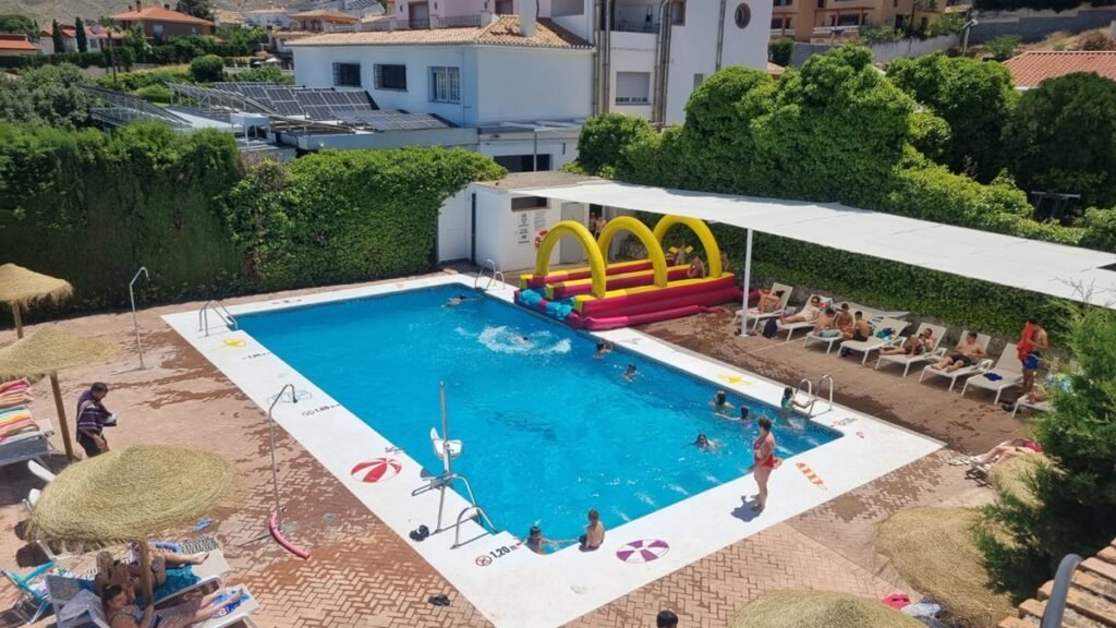 La nueva piscina municipal de Monachil
