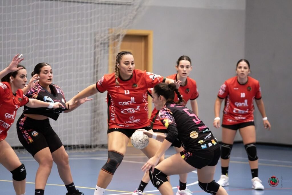 Triunfo y liderato en solitario