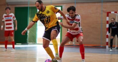 Sima Granada FS remonta meritoriamente