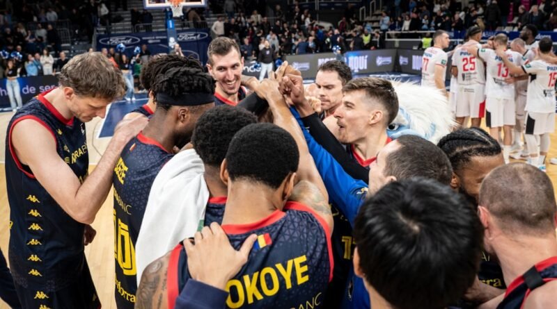 Mermado de efectivos y de respeto arbitral