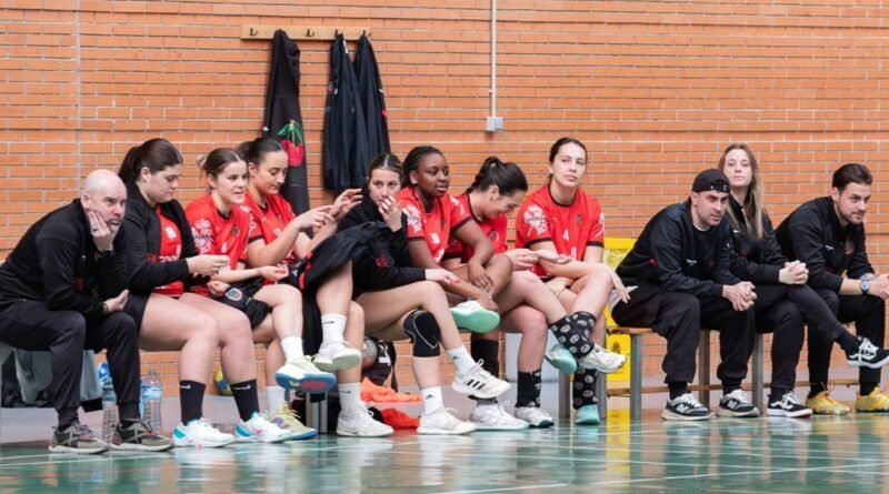 Partido femenino sin historia