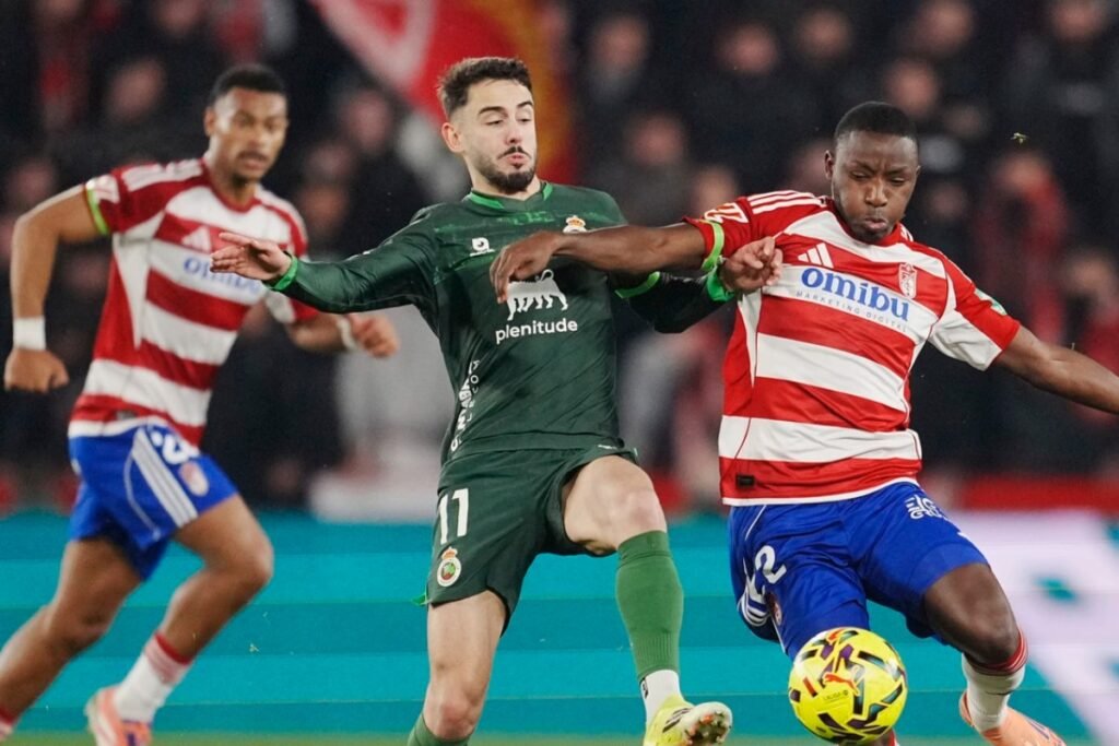 El Granada CF tumba al líder