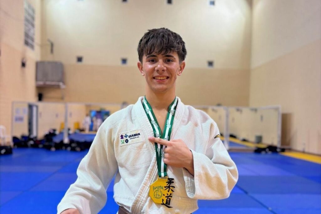 El granadino Ricardo IV Freires