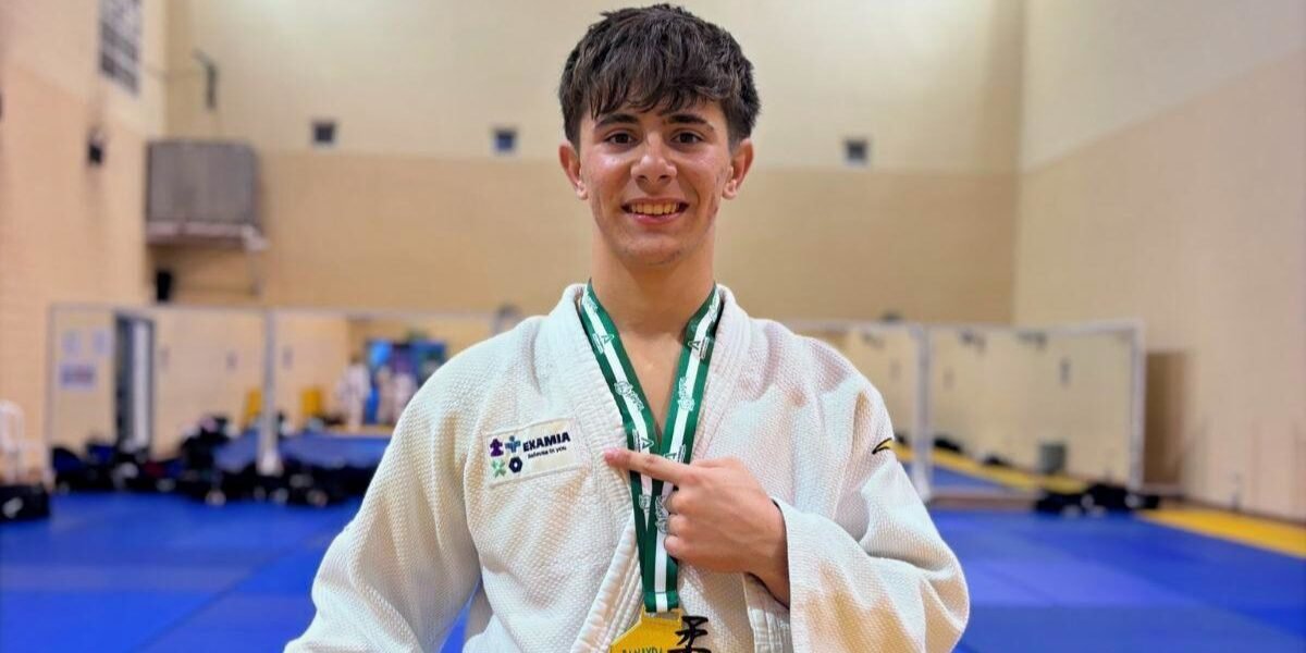 El granadino Ricardo IV Freires