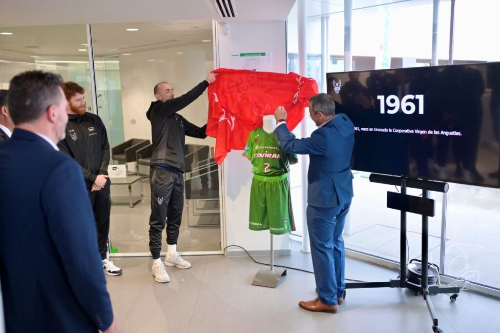 El Coviran Granada presenta