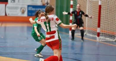 UAPO Granada FS se despide con una derrota intrascendente del Núñez Blanca
