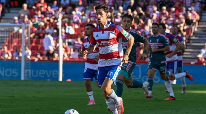Un impreciso Granada CF empata
